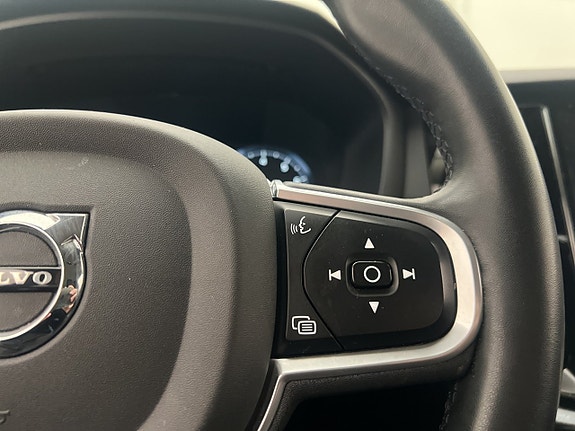 Volvo V60 19 of 30