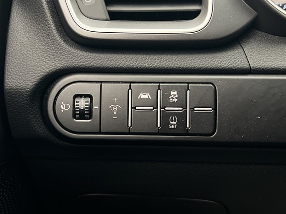 Kia Ceed 15 of 30