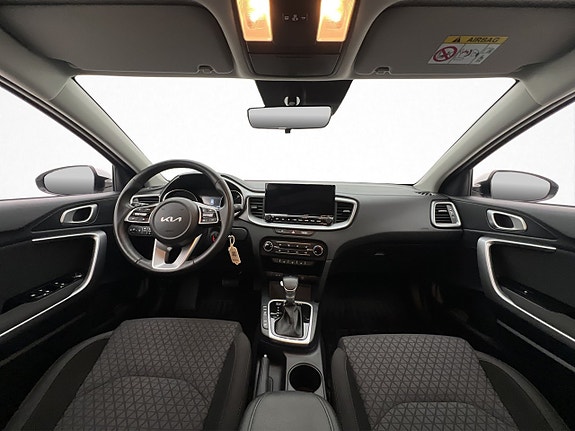 Kia Ceed 12 of 30