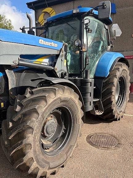 New Holland T6070 5 of 9
