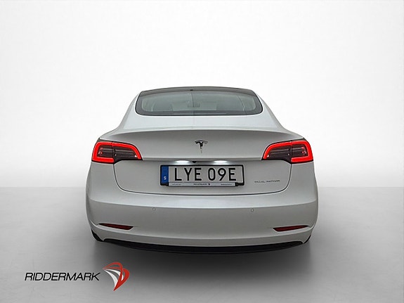 Tesla Model 3 7 of 30