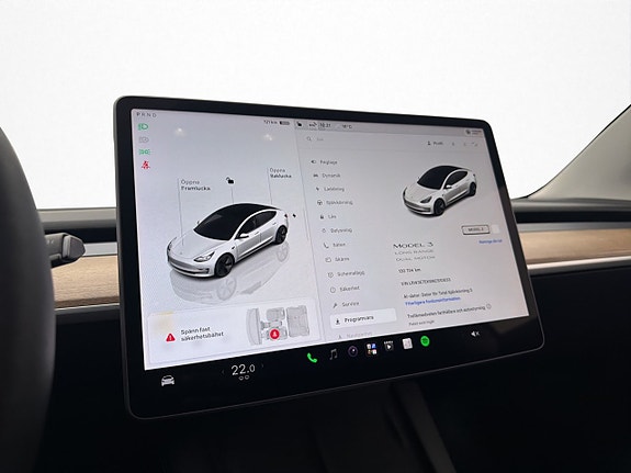 Tesla Model 3 21 of 30