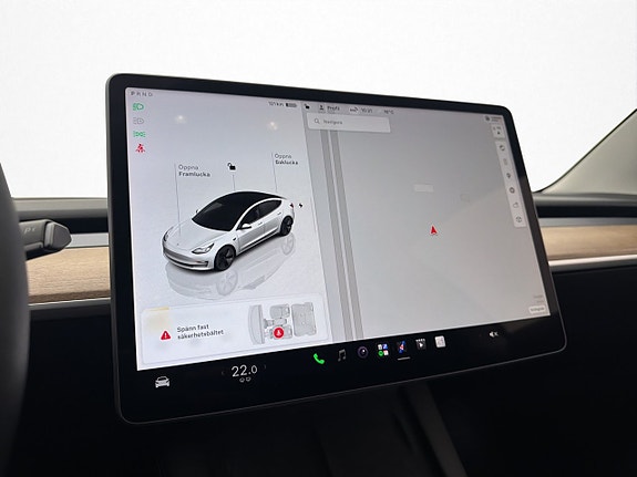 Tesla Model 3 16 of 30