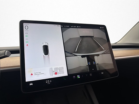 Tesla Model 3 15 of 30