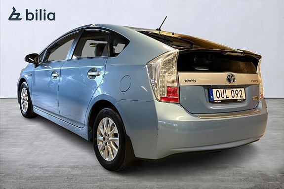 Toyota Prius 2 of 21