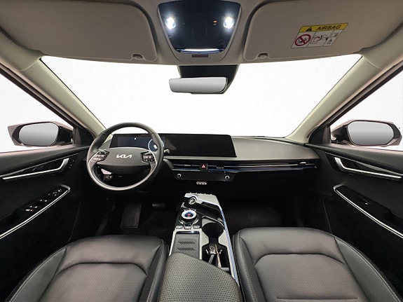 Kia EV6 14 of 30