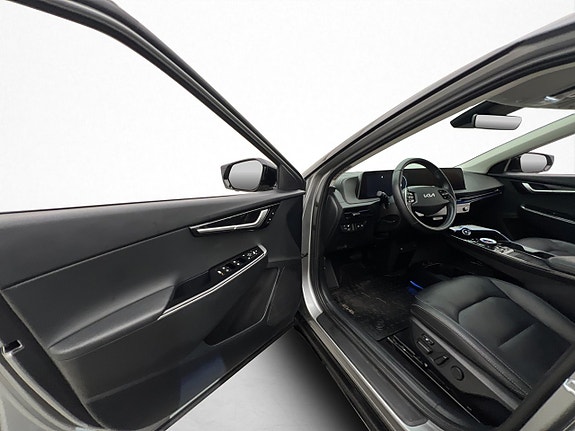 Kia EV6 12 of 30