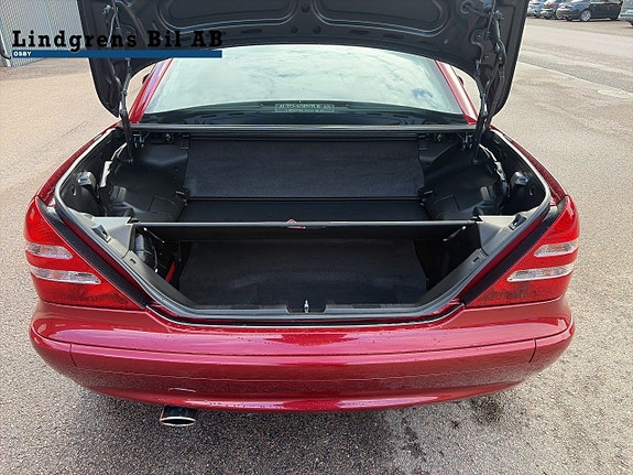 Mercedes-Benz SLK320 13 of 13