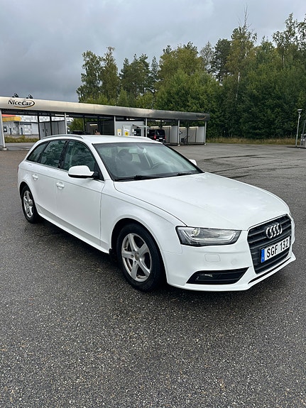 Audi A4 2 of 12