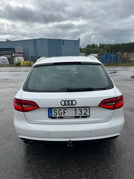 Audi A4 9 of 12