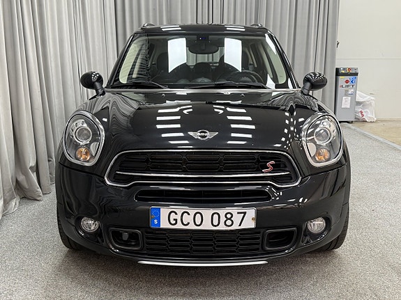 MINI Countryman Cooper SD 4 of 16