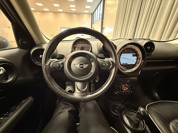 MINI Countryman Cooper SD 14 of 16