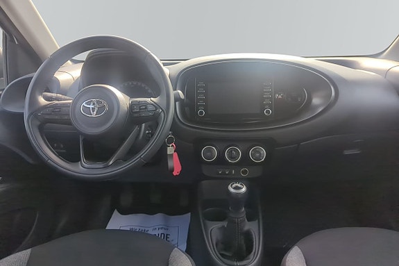 Toyota Aygo X 9 of 11