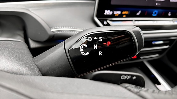 Volkswagen Passat 17 of 19