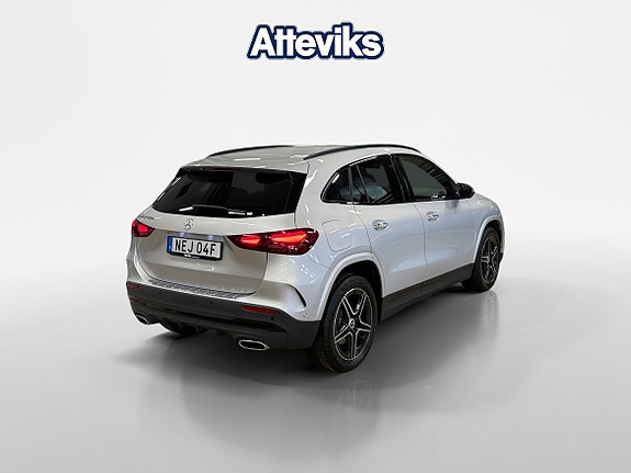 Mercedes-Benz GLA250+ 3 of 15