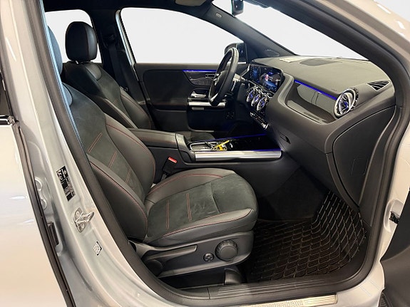 Mercedes-Benz GLA250+ 15 of 15