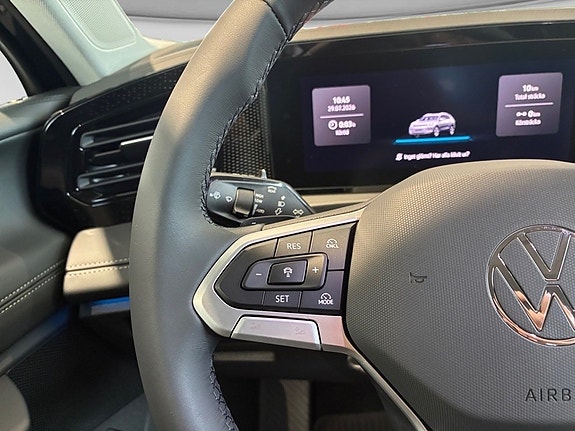 Volkswagen Tiguan 10 of 19
