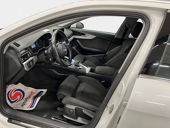 Audi A4 9 of 17