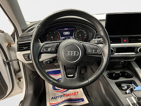 Audi A4 12 of 17