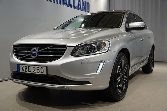 Volvo XC60 3 of 15