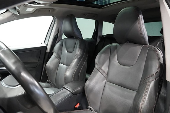 Volvo XC60 9 of 15