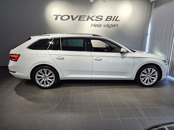 Skoda Superb 5 of 21