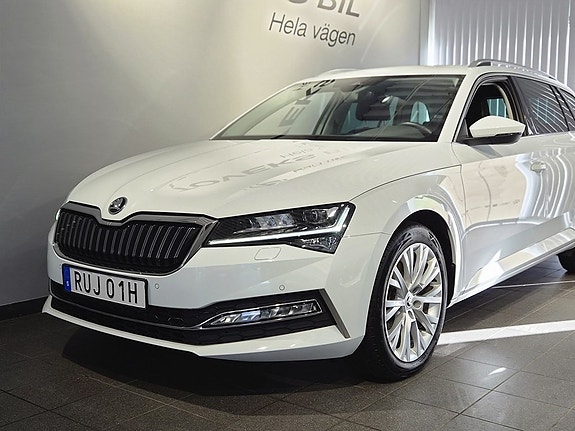 Skoda Superb 3 of 21