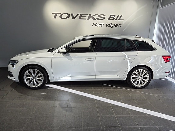 Skoda Superb 4 of 21