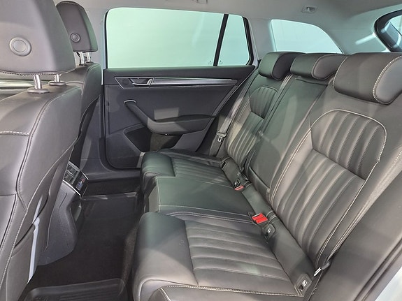 Skoda Superb 20 of 21