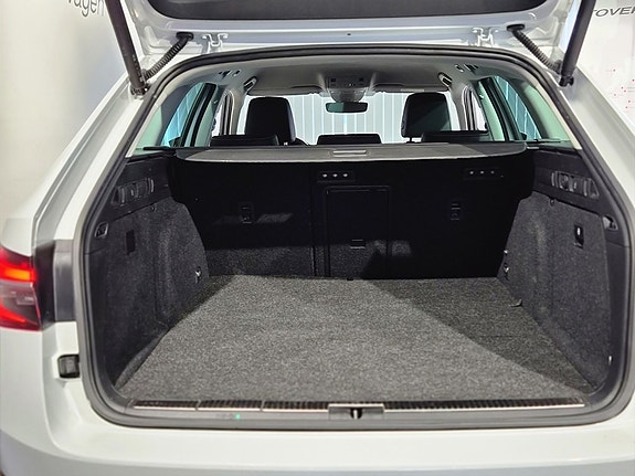 Skoda Superb 21 of 21