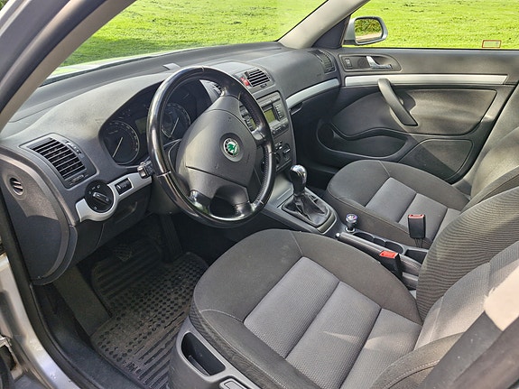 Skoda Octavia 5 of 7