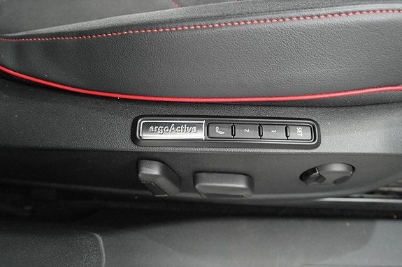 Volkswagen ID.4 GTX 22 of 27