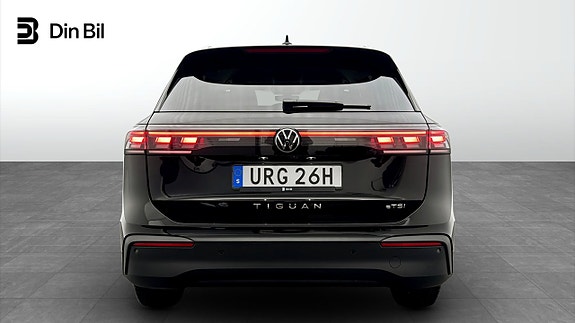 Volkswagen Tiguan 5 of 19