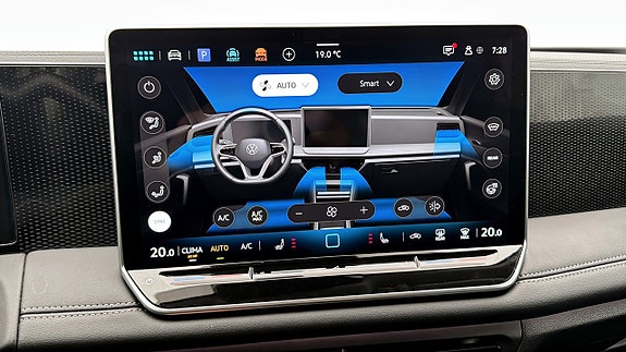 Volkswagen Tiguan 16 of 19