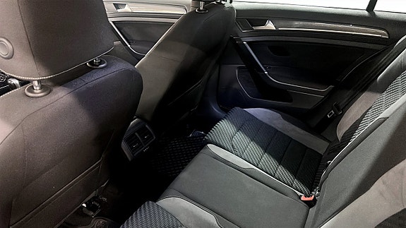 Volkswagen Golf I 11 of 12