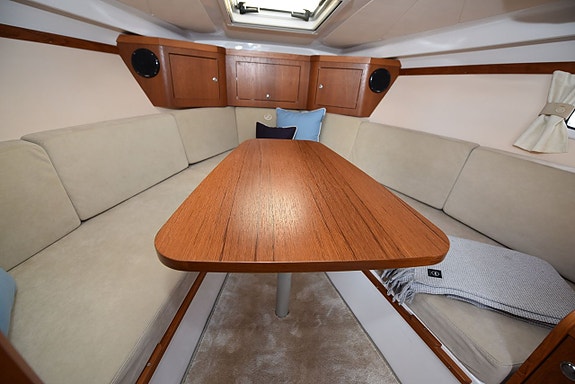 Aquador 27 HT 20 of 24