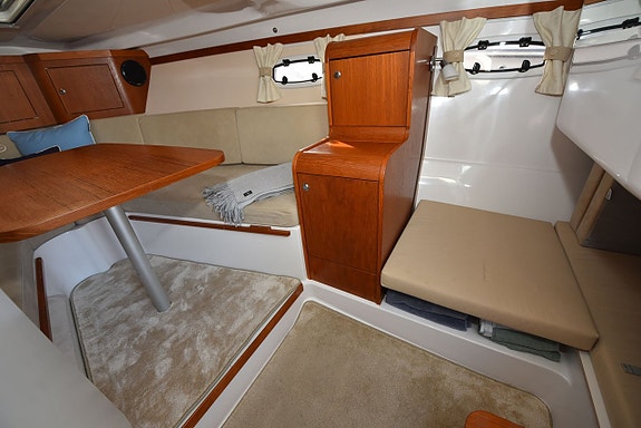 Aquador 27 HT 22 of 24