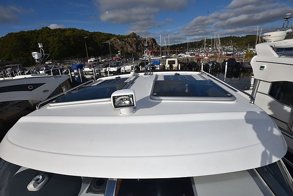 Aquador 27 HT 5 of 24