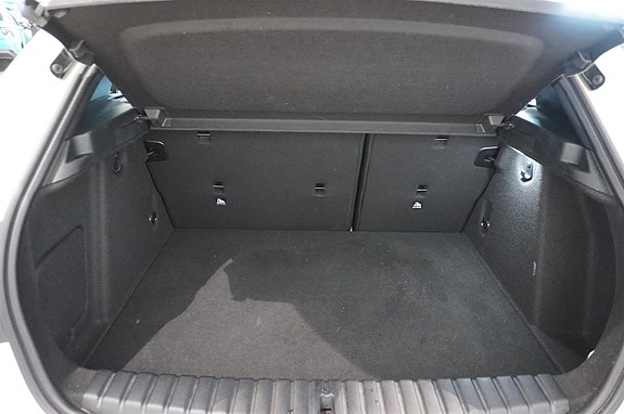 BMW 118i 13 of 14