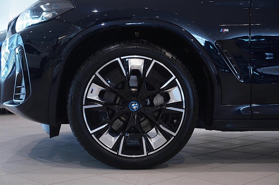 BMW iX3 12 of 12