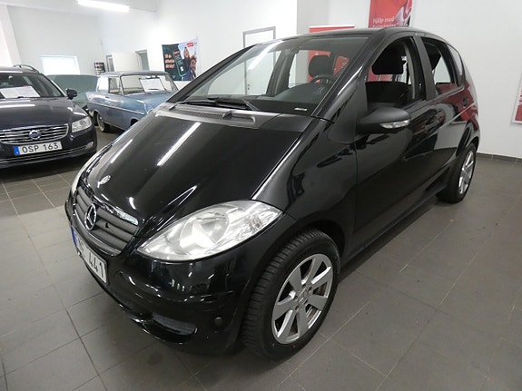 Mercedes-Benz A150 3 of 16