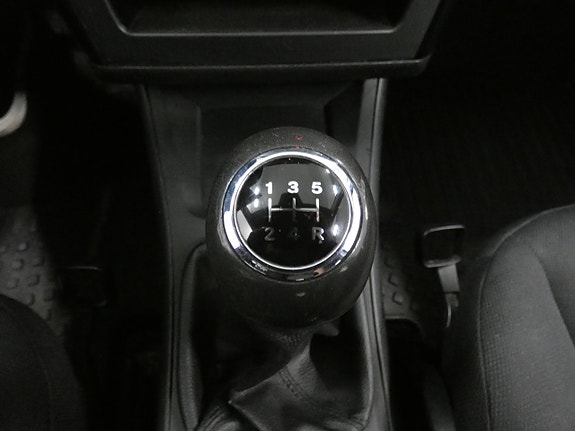 Mercedes-Benz A150 11 of 16