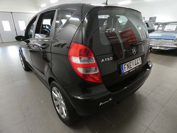 Mercedes-Benz A150 4 of 16