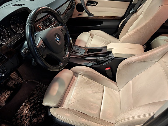 BMW 330d 5 of 11