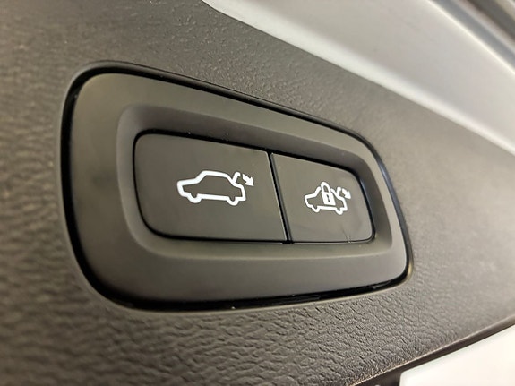 Volvo V60 11 of 23