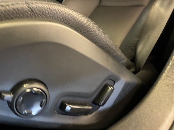 Volvo V60 17 of 23