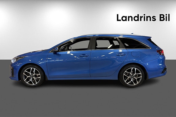 Kia Ceed 3 of 17