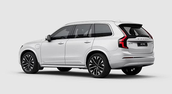 Volvo XC90 3 of 20