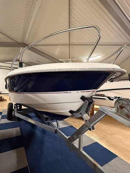 Finnmaster 4900clx  Yamaha 50hk 4-takt 5 of 7