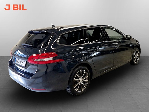 Peugeot 308 SW 3 of 17